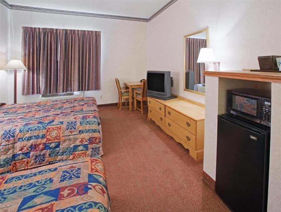 Americas Best Value Inn Kilgore Exterior foto